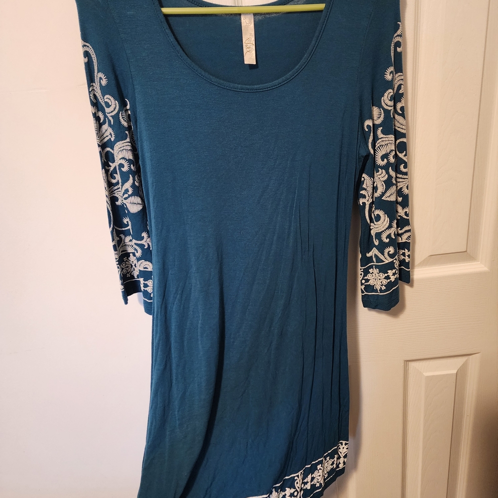 Chic Long Sleeve Dress Teal with White Detailing